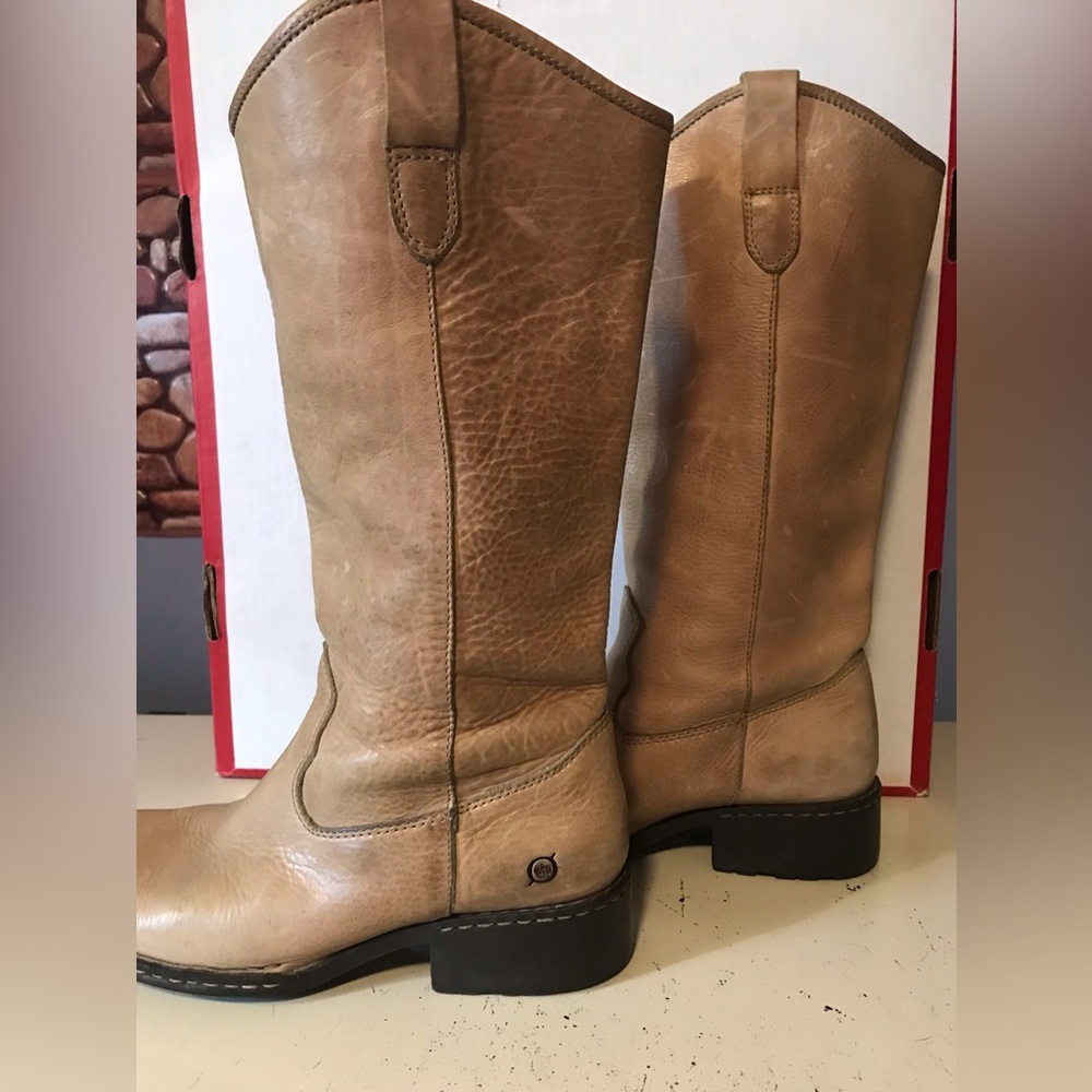 BORN Tan High Quality Leather Pull On Western Cowboy Boots Sz 10/42 M/W W2728 J5 - Picture 4 of 14
